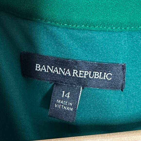 BANANA REPUBLIC Button Front Wide Leg Crop Crepe Jumpsuit Kelly Green Sz 14 {P3} - Picture 5 of 7